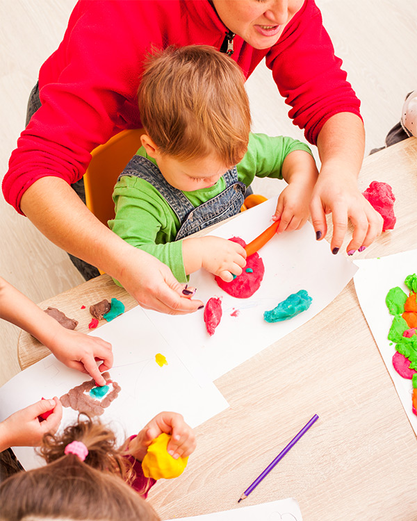 Activités à la crèche à La Seyne-sur-Mer